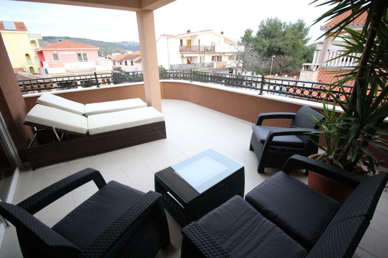 Villa Lux Haus Traù Esterno foto